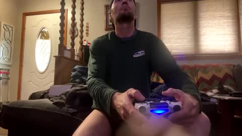 holefilla33 online show from January 11, 5:07 pm