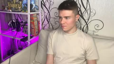 holy_eggs_00 online show from March 17, 7:38 pm