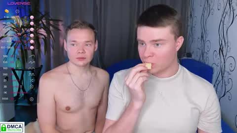 holy_eggs_00 online show from November 4, 5:25 pm