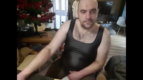 Snapshot of homojeans chatting on December 28, 9:42 am Thomass online show from December 28, 9:42 am