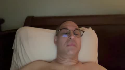 honey_man14 online show from October 12, 2:33 pm