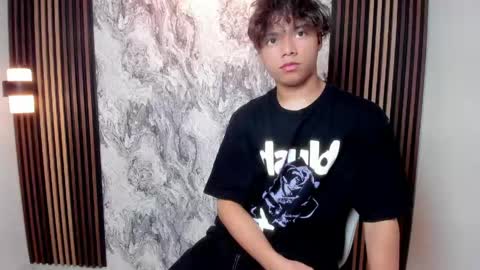 honeymoon_sariel online show from April 17, 1:36 pm