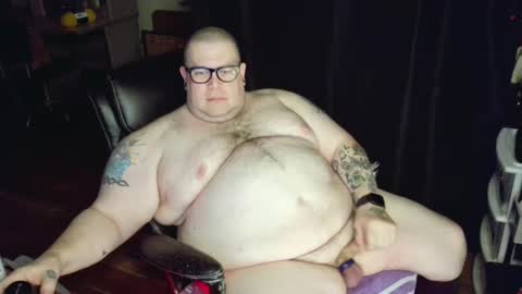 Snapshot of hoosierdaddyxl chatting on January 6, 5:19 am Sir online show from January 6, 5:19 am