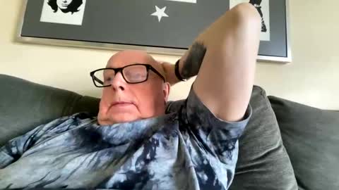 Cum suck Me off online show from April 7, 3:23 pm