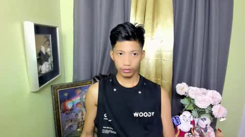 Snapshot of horny_asianmoreno chatting on March 5, 2:03 am ROGER online show from March 5, 2:03 am