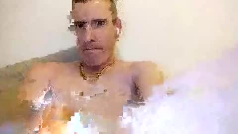 hornyaustraliaboy online show from April 23, 11:59 am