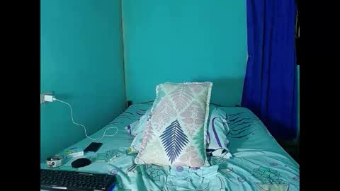 hornyboydirty online show from January 17, 5:32 am