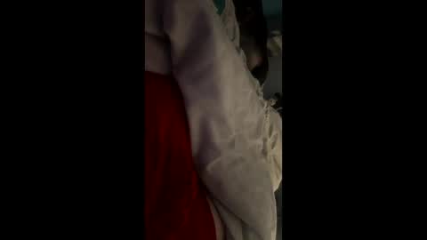 Snapshot of hornyderry chatting on October 18, 6:18 am hornyderry online show from October 18, 6:18 am