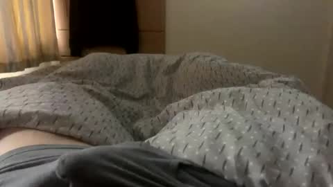 Snapshot of hornyian91 chatting on December 7, 9:39 am Liverpool lad online show from December 7, 9:39 am