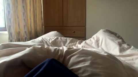 Snapshot of hornyian91 chatting on December 27, 8:45 am Liverpool lad online show from December 27, 8:45 am