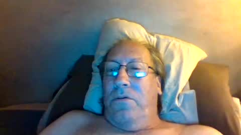 hornyrich6969 online show from June 27, 6:27 am