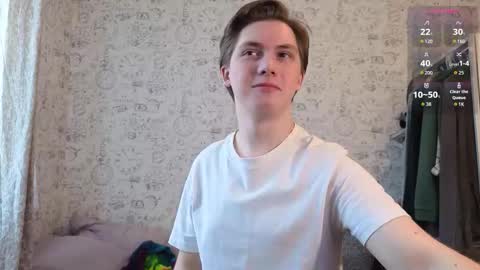 Snapshot of hot_boy_oscar chatting on October 12, 11:15 am Oscar online show from October 12, 11:15 am