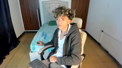 hot bunny online show from November 25, 10:06 am