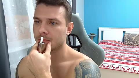 hot_cap_77 online show from January 12, 7:07 pm