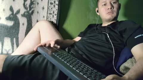hot_guy36 online show from April 16, 2:44 am