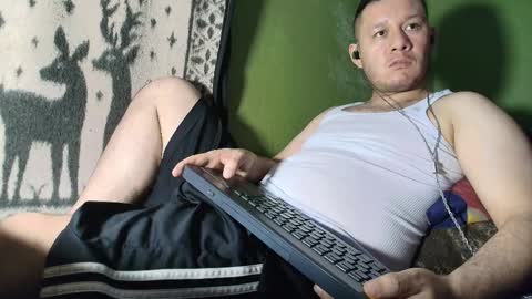 hot_guy36 online show from March 12, 3:03 am