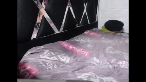 Snapshot of hot_mann11 chatting on September 12, 3:23 pm angel online show from September 12, 3:23 pm