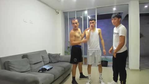 Vanesa Oliver and Andrew online show from November 13, 3:44 am