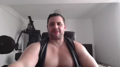 Stefano.. online show from February 14, 1:51 pm