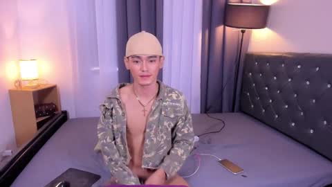 Kenny online show from September 27, 1:36 am