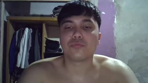 Snapshot of hotbaby6900 chatting on October 24, 8:27 am hotbaby6900 online show from October 24, 8:27 am