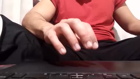 hotbeast00 online show from December 14, 8:05 pm