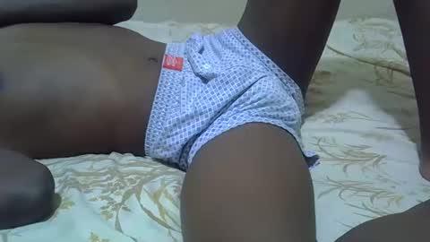 hotboyloverboy online show from May 25, 8:42 am