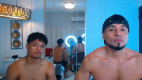 Hussain   aaron and Ekko online show from March 31, 7:48 pm