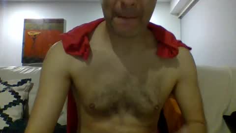 Snapshot of hotitan chatting on October 8, 4:28 am hottitan  twitter Marianoshcam online show from October 8, 4:28 am