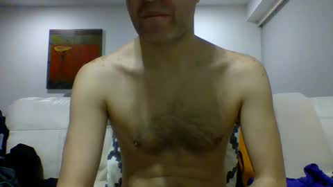 Snapshot of hotitan chatting on October 13, 4:29 am hottitan  twitter Marianoshcam online show from October 13, 4:29 am