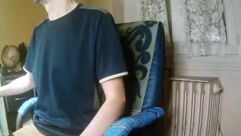 hotleopold online show from November 15, 11:29 pm