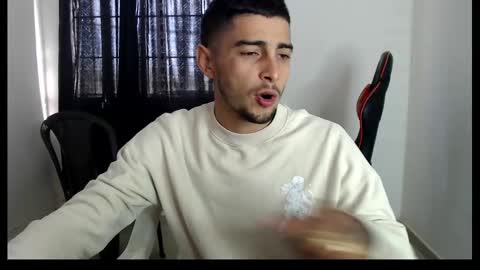 Snapshot of hotsteel420 chatting on March 7, 2:12 pm hotsteel420 online show from March 7, 2:12 pm