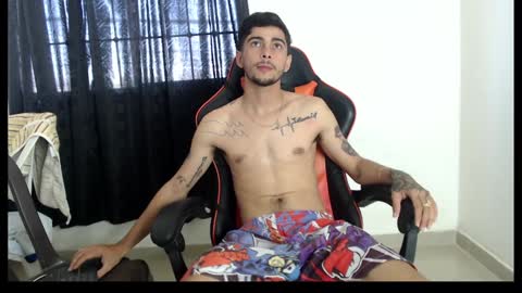 Snapshot of hotsteel420 chatting on January 11, 1:53 pm hotsteel420 online show from January 11, 1:53 pm