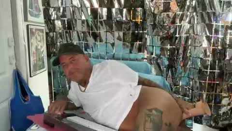 hotstuff775616 online show from April 3, 2:08 am