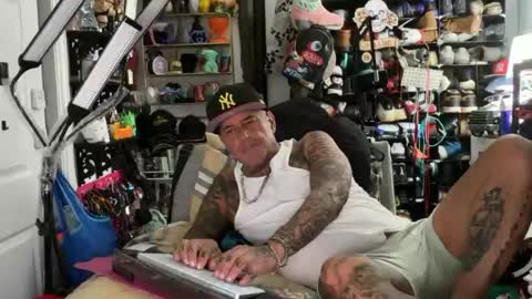 hotstuff775616 online show from July 17, 3:03 am