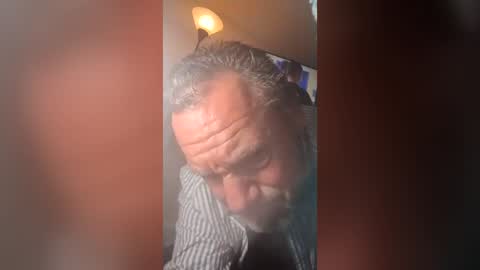 hotstuffed699557 online show from August 8, 7:04 am
