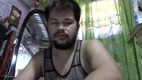 HottestPinoy32 online show from February 12, 6:08 am