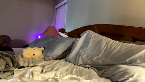 hottiewithabody101 online show from May 27, 1:57 am