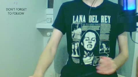 twinkie online show from February 8, 7:59 pm