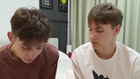 howardkottam online show from October 15, 11:29 am