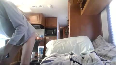 hoytme online show from January 4, 5:47 pm