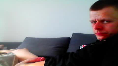 hubikush22 online show from April 9, 3:18 pm