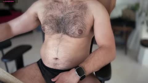 huge_moth online show from May 16, 2:37 pm