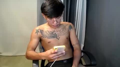 hugecockchristian online show from September 13, 8:37 am