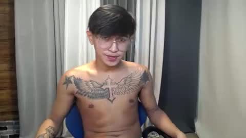 hugecockchristian online show from October 9, 11:59 am