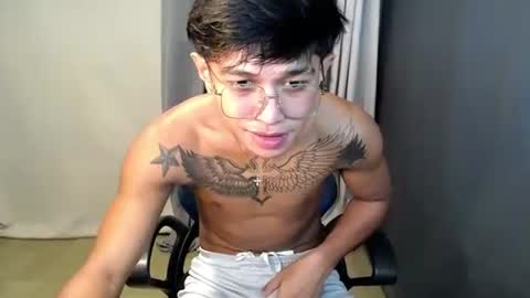 hugecockchristian online show from September 10, 9:35 pm