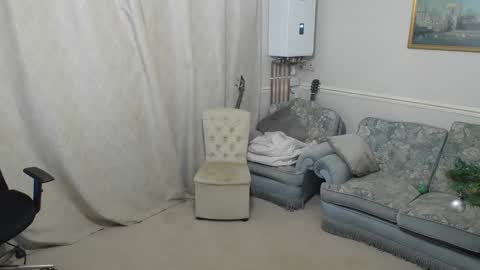 hugedick1965 online show from December 13, 7:53 pm