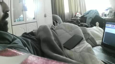 hugeveiny online show from March 26, 7:23 am