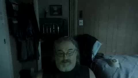 lonely huggy bear online show from July 20, 11:56 am