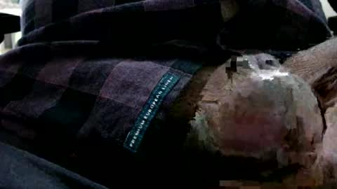 Snapshot of hugo_bulls chatting on January 2, 2:11 am HunkyLover online show from January 2, 2:11 am